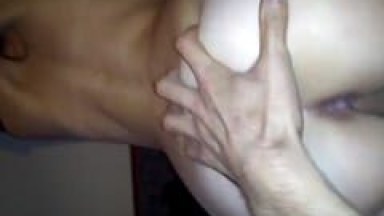Delicia de Amadora Senta de Forma Excitante na Rola do Seu Marido Deixando Ele Louco de Tesão, e Tarado Grava um Vídeo Amador – SP