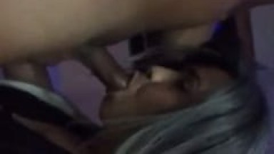 Loira Devassa Vai Pro Motel Com um Ficante e Começa a Mamar a Rola Encaçapando Até o Talo Enquanto Sortudo Filma – Xvídeos
