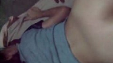 Tarado Puxa as Tranças da Ninfetinha Gostosa Enquanto Fode Sua Xoxota de Quatro e Ainda Grava um Vídeo Caseiro – Caiu na Net