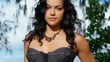Michelle Rodriguez a Atriz de Velozes e Furiosos Ficou Totalmente Nua Pela Primeira Vez em um Filme Que Lançou Este Ano