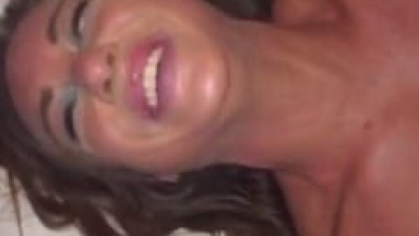 Morena Top Geme Gostoso Levando Pirocada no Seu cu Apertado e Tarado Grava um Vídeo Caseiro Desse Anal Excitante – Xvídeos