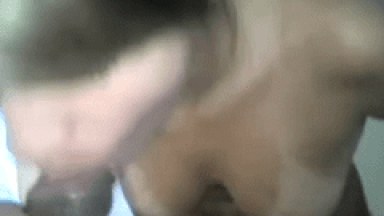 Carol Ninfeta de Sampa Gravou um Vídeo Selfie Durante Trepada Com Seu Jovem Namorado e Acabou Caindo na Internet