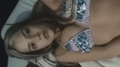 Ninfetinha Carioca Bem Safadinha se Exibiu Peladinha e Masturbou Sua Xoxota em Vídeo Caseiro Que Ela Fez Pro Ficante – RJ