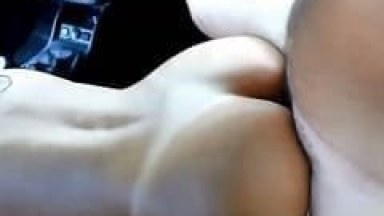 Morena Casada de Petrolina – PB Parou o Carro no Meio da Rua Pra Dar Pro Amante Apoiada no Banco Enquanto Corno Filmava a Putaria – Xvídeos