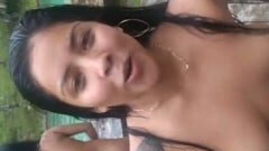 Gostosas Muito Safadas de Cuiabá – MT Ficaram Peladinhas Dançando na Beira da Piscina e a Rapaziada Filmou as Taradinhas – Caiu na Net
