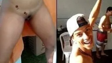 “Barretão é Diferente” Mais Uma Puta Muito Gostosa se Exibiu Nua na Festa em Barretos e a Rapaziada Foi a Loucura Filmando a Vadia – Amadores