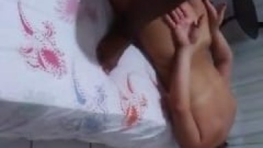 Vânia Safada Casada de São Paulo – SP Ficou de Bruços Levando Pirocada do Seu Amante Negão e Corno Consciente Filmou Tudo – Amadores