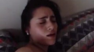 Amadora Muita Olhou Pra Câmera Com Cara de Dor e Tesão Enquanto Seu Parceiro Enfiava a Rola no Seu cu e Gravava um Vídeo Pornô do Anal – PR