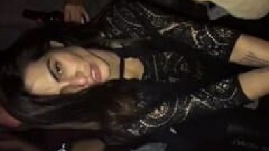 Cléo Pires Ficou Soltinha em Festa Fazendo Cara de Puta Enquanto Rebolava Até o Chão Segurando um Frasco de Lança Perfume Muito Chapada – Caiu na Net