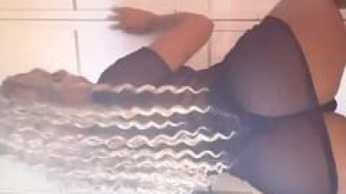 Luciane Pretinha Espetacular de Bunda Enorme Ficou Olhando Com Cara de Safada Pra Câmera Enquanto Rebolava Gostoso – Caiu na Net