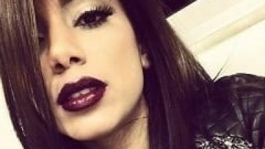Anitta Colocou Uma Roupa Coladinha e o Viado David Brazil Ficou Passando a Mão na Bunda Maravilhosa Dela e Filmando – Caiu na Net