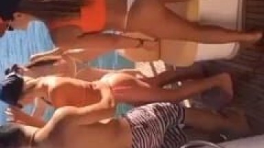 Festinha em Iate em Plena Angra Dos Reis – RJ Vira Palco de Várias Ninfetas Gostosas Rebolando e Perdendo a Linha – Caiu na Net