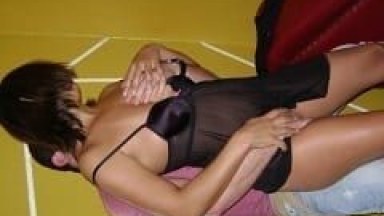Amalisedin a Esposa Ousada do Rio de Janeiro – RJ Gemeu Muito de Quatro na Rola do Amante Enquanto Corno Filmava a Putaria