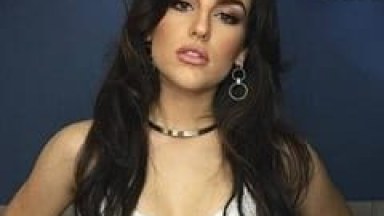 Kéfera Buchmann Youtuber Deliciosa Pagou Peitinho Rápido Após Gravar um Snap Secando o Cabelo e Não Passou Despercebido Pelos Fãs