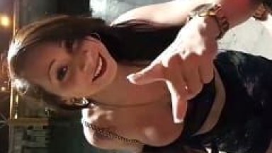 “Quero Ser Estrupada Por 33 Homens” Amadora Gostosa Falou Que Queria Receber Varias Rolas no cu e na Buceta e Depois Mostrou Seu Silicone – Caiu na Net