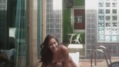 Camile Amadora Paulista Muito Gostosinha e Sedenta Por Pica Chupou e Quicou na Rola do Namorado, Mas o Brocha Deixou Ela na Broca