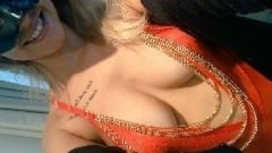 Katharine Puta de Luxo Ninfeta Deliciosa Gravou um Vídeo Exibindo Seu Corpão e Abrindo um Sorrisão – Amadora