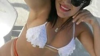 Amanda Carioca Safada Colocou a Calcinha Fio Dental Pro Lado e Quicou na Rola Com Pressão Gemendo de Prazer