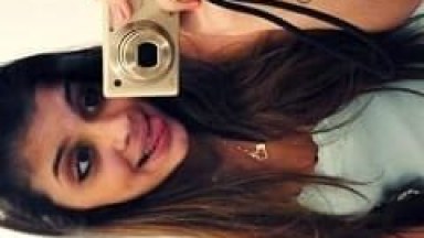 Priscila Novinha Gostosa do Rio Bonito – RJ Pagou um Boquetão Até o Cara Gozar e Ainda Continuou Mamando na Rola