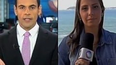 Tino Jornalista da Record Deu em Cima da Repórter Fernanda ao Vivo e Descaradamente, Deixando a Gata Toda Sem Jeito – Caiu na Net