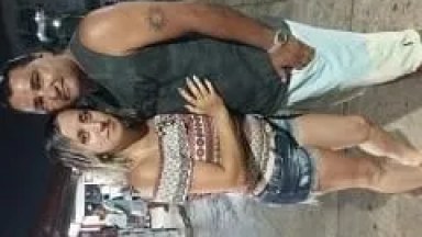 Corno de Juíz de Fora – MG Gravou um Vídeo Amador Mostrando Seu Instrumento e Depois Exibindo Sua Puta Dando Pra Outro – Caiu na Net
