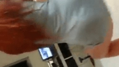 Amadora galeguinha rebolando pelada mostrando o cuzinho e a buceta