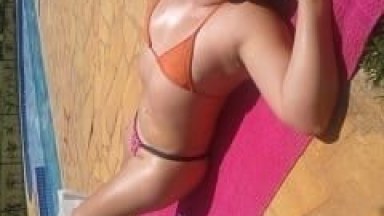 Giovanna Esposa Tesuda de Campinas – SP Empinou Seu Rabetão Pro Marido Alexandre Meter a Piroca Enquanto Filmava