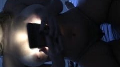 Lívia Amadora Tesuda do Peitão Ficou Sentando de Frente e de Costas Pro Seu Marido e Ele Filmou Essa Cena Deliciosa – Caiu na Net