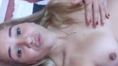 “Te Amo Gostoso” Tayane Loirinha Gostosa Gravou um Vídeo Caseiro se Exibindo Nua Pra Mandar Pro Namorado – Amadora