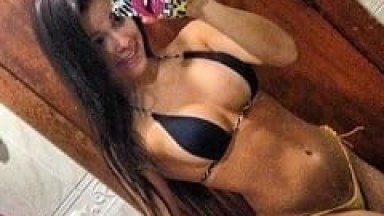 Kelly Aragão Amadora Ninfeta de 22 Anos do Rio de Janeiro – RJ Fez Alguns Vídeos Excitantes Rebolando Seu Rabetão e Tirou Fotos Sensuais