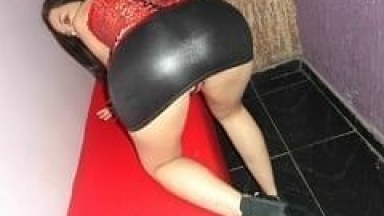 Bia Monteiro Transou de Quatro Com Seus Esposo Thiago e Deixou Que Ele Tirasse Fotos Quentes Além de Filmar Essa Transa Excitante