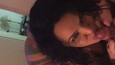 Isadora Fenix Puta Tatuada Muito Ousada de São Paulo – SP Liberou Seu cu Apertado Pra Cliente e Ele Filmou Esse Anal Gostoso – Caiu na Net