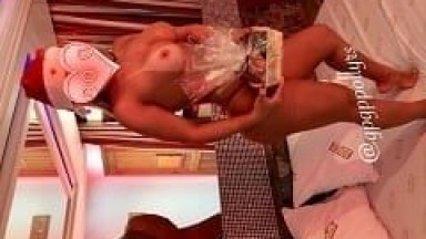 Polly Bonequinha Gaúcha Muito Tesuda Gravou Vídeos Rebolando Seu Popozão e Tirou Fotos Quentes Pra Excitar Seus Clientes