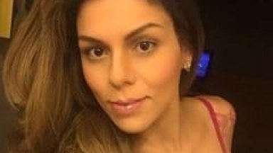 Rafaella Colletti Gostosa Bissexual de Moema – SP Que Trabalha Como Acompanhante de Luxo Gravou um Vídeo Amador se Exibindo e Tirou Fotos Quentes