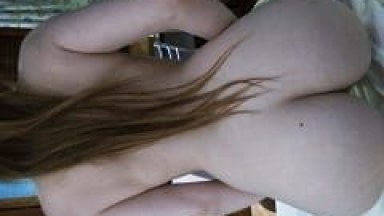 Carla Branquinha Casada de Santo André – SP Quicou Forte na Rola do Esposo e Liberou Até o cu Pra Ele Gravar um Pornô Inesquecível