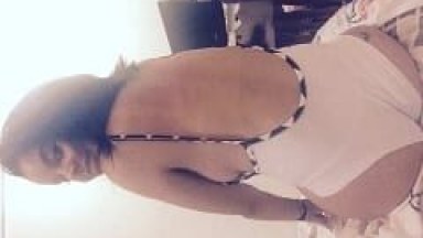 Carol Ninfeta Perfeita Que Mora Próximo a Avenida Paulista – SP Gravou um Vídeo Caseiro Masturbando a Xereca e Tirou Fotos Muito Excitantes Pra Mandar Pro Ficante