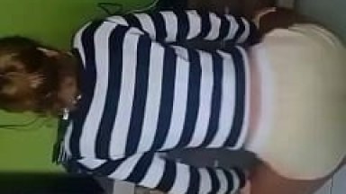 Raffa Muniz Ninfeta Moreninha de Apenas 18 Aninhos Ficou Rebolando Até o Chão Cheia de Tesão e Amiga Filmou – Caiu na Net