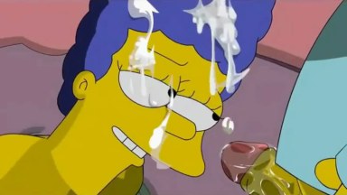 Homer gozando na cara da Marge