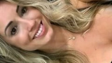 BBB18: Jéssica Mueller a Personal Trainer Gostosa Vacilou Pela Terceira Vez e Mostrou o Biquinho Dos Seus Peitos Deliciosos