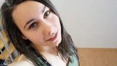 Stella Ninfeta Gostosinha Que é Modelo Erótica e Adora Exibir Suas Transas, Gravou um Vídeo Dando Uma Trepada Nervosa e Levando Uma Gozada Nos Peitinhos