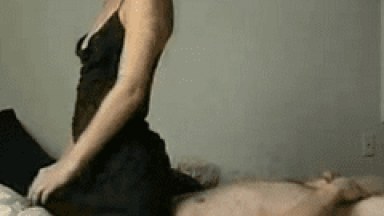 Ninfeta no cio fazendo boquete bem gostoso