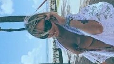 Dessa Vez Foi A Vez Da Débora! Outra Gostosa Caiu Na Net Exibindo Seu Corpão Lindo Para Ganhar Seguidores Na Rede Social E Pra Provar Que É Gostosa