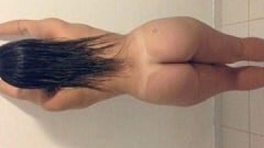 PERFEITA! Novinha Morena Muito Gostosa, Magrinha Dona De Um Corpo Escultural Foi Pro Motel Com O Amante E Corno Filmou Ela Quicando E Gemendo Muito Safada