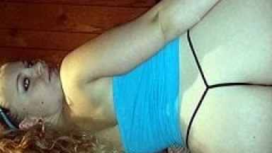 Safada De Buenos Aires – Argentina Foi Pra Casa Do Seu Amigo E Fez Um Sexo Anal Com Ele E Filmou O Sexo Amador Arrombando O Cu Dela
