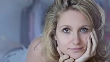 CAIU NA NET! Aline Jones Que Está Fazendo A Serie Brasileiro “O Negocio” Protagonizou Uma Cena Muito Exitante De Sexo Peladinha Com Seu Corpo Magrinho E Lindo Demais