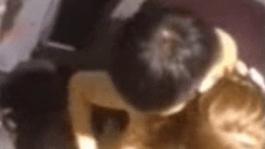 Namorada Muito Gostosa e Tarada Faz Sexo Amador Dentro de Provador de Loja Famosa