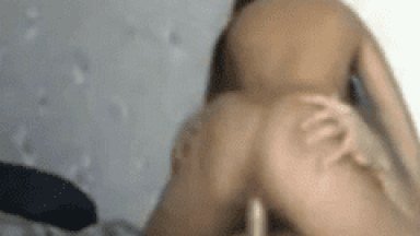 Drika a Esposa do Casal Summer de São Paulo do Sexlog Fazendo Menáge e Tomando Banho de Porra