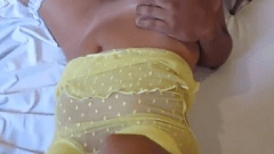 A Gostosa Amalisedin Do SexLog Conhecendo o Carioca e o Marido Kelvin Filmando – Vídeo 2