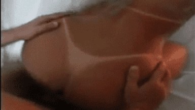Namorada Confiou Demais no Carinha, Deu Gostoso de Quatro e o Video da Putaria Caiu na Net