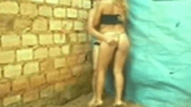 Loira Muito Gostosa que Mora Na Antiga Perimetral do Rio de Janeiro Caiu na Net Metendo com Vizinho